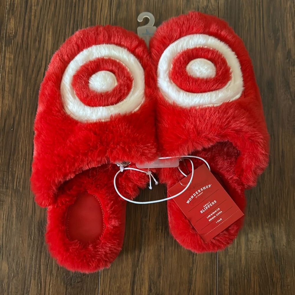 Target Slippers - Picture 2 of 3